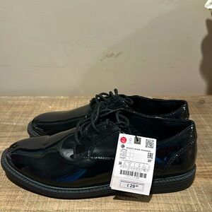 Zara boys patent dress shoes